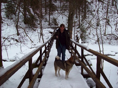 Nina, Tess och bro